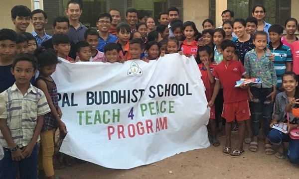 Văn học Phật giáo - Món quà của tri thức của một ngôi trường Phật giáo