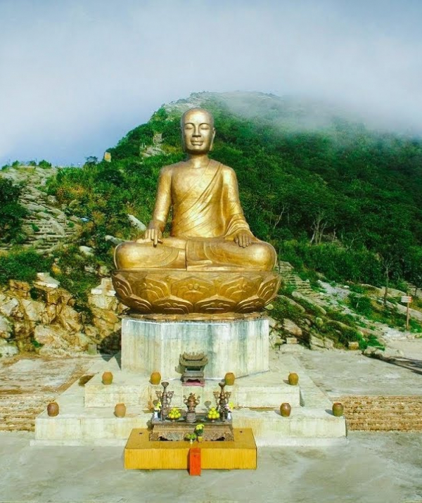 Văn học Phật giáo - Liệu pháp Tâm lý trong thơ Trần Nhân Tông