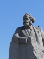 Karl Marx và Thiền Đi Bộ